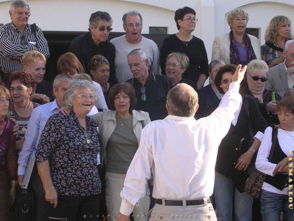 NIMES OCTOBRE 2008 PATRONAGE DE MARAVAL P1040791.JPG